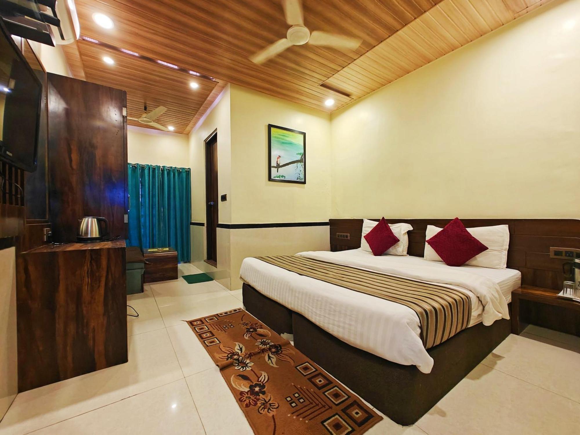 Hotel Saraswati Monte Abu Exterior foto