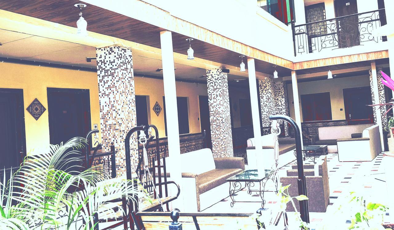 Hotel Saraswati Monte Abu Exterior foto